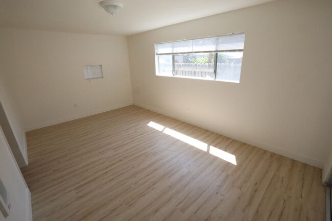 Foto del edificio - LB2527