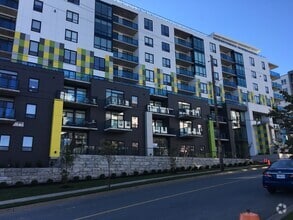 Building Photo - 172 Wentworth Dr