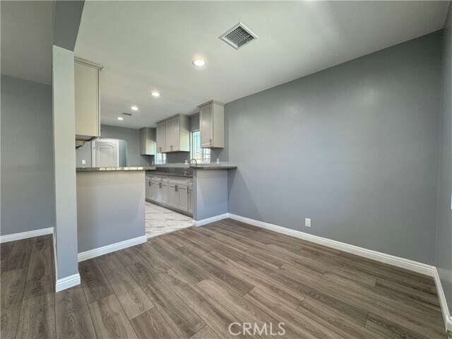 Foto del edificio - 7611 Bloomington Ave