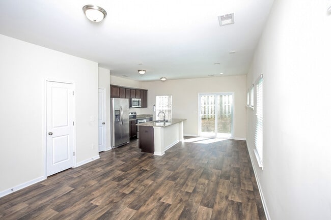 Building Photo - 245 Jimmy Love Ln