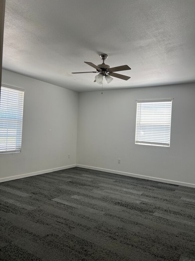 Building Photo - 4400 N Swede Ln