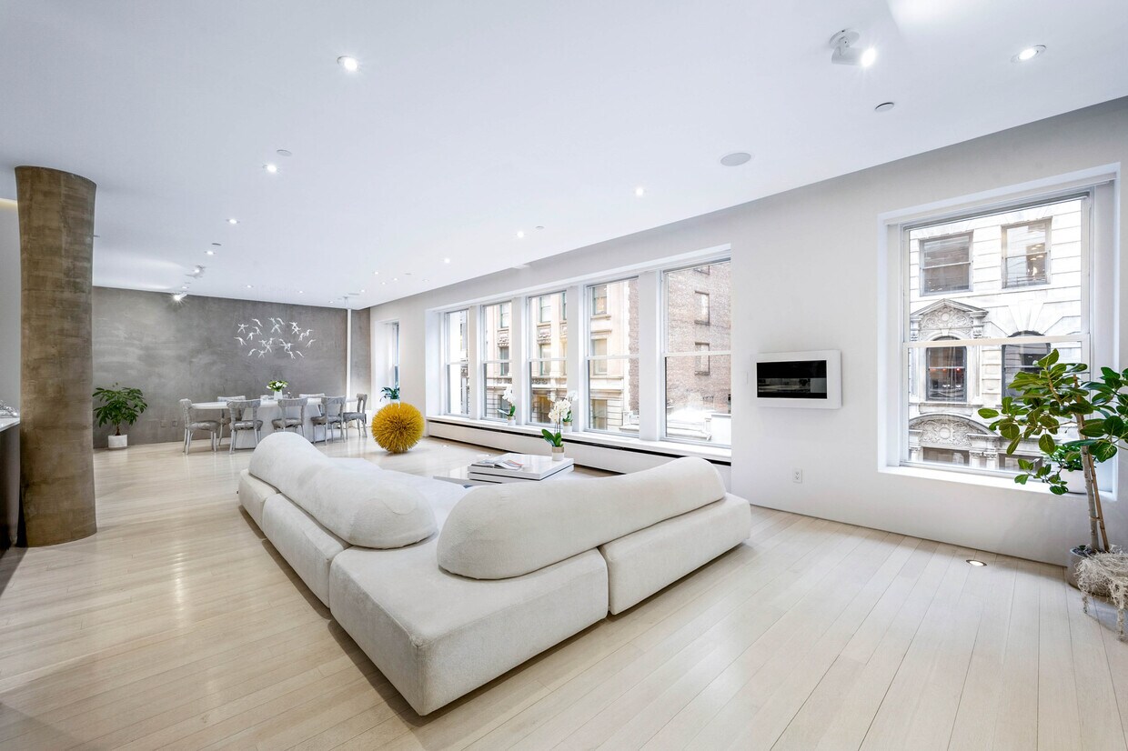 Foto principal - 40 E 19th St