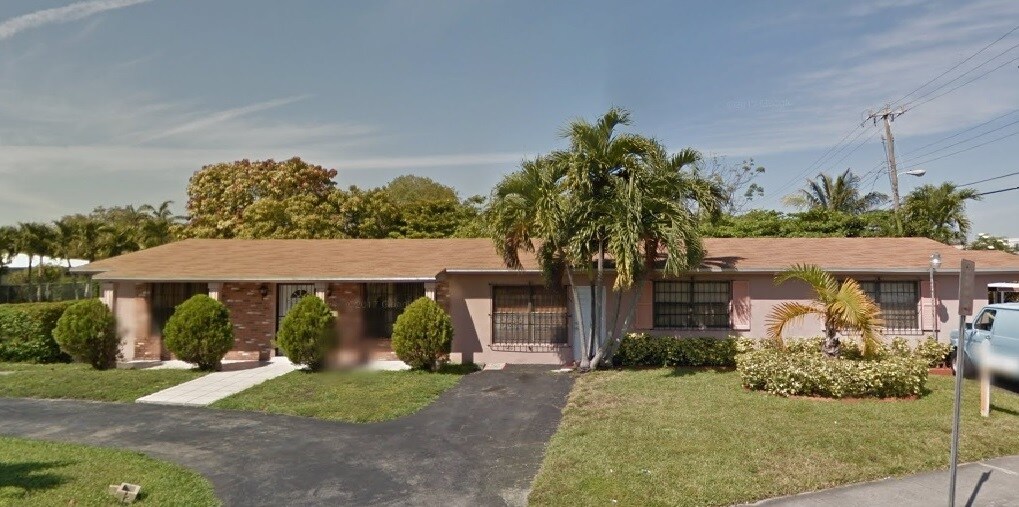 Foto principal - 8126 W 15th Ave