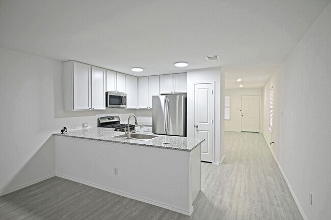 Foto del edificio - 5925 San Geronimo