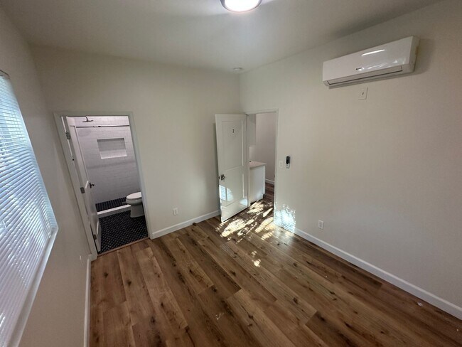 Foto del edificio - Cute 2bd/2ba unit near USC and within DPS/...