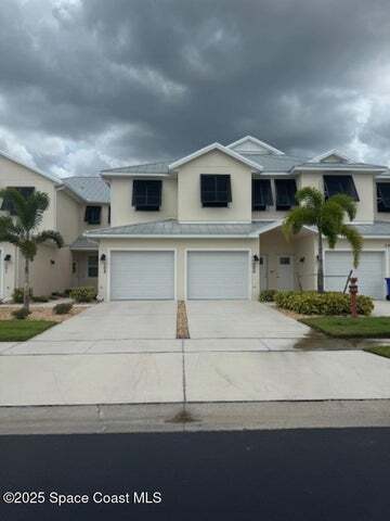 Foto principal - 3941 Playa Del Sol Dr