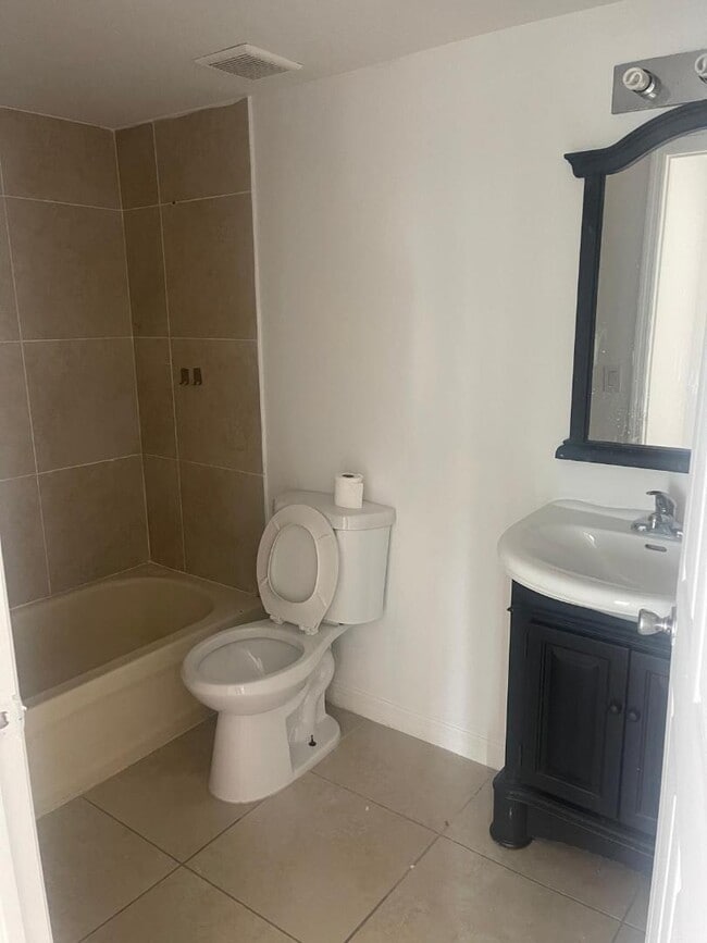 Building Photo - 6315 SW 8th St