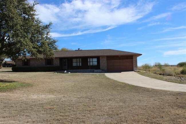 Building Photo - 101 Quail Creek Dr