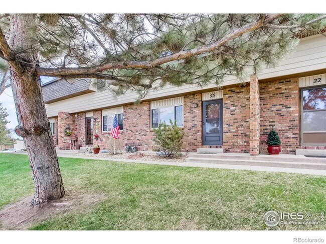 Building Photo - 2708 19th Street Dr