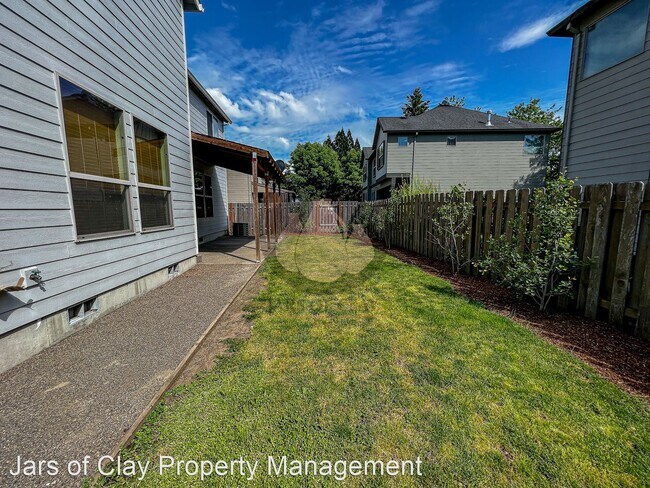 Building Photo - 5 br, 2.5 bath House - 1766 Brian Ct NE