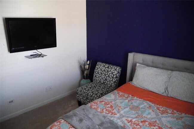 Foto del edificio - 3308 Regal Park Ln