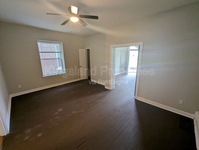 Foto del edificio - 4578 Evans Ave