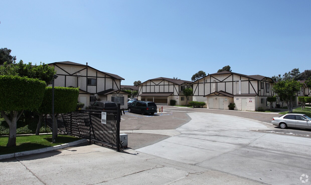 Doriana Apartments San Diego, CA