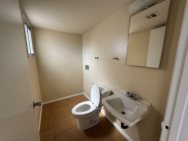 Foto del edificio - Holiday Gardens 2 Bedroom Townhome