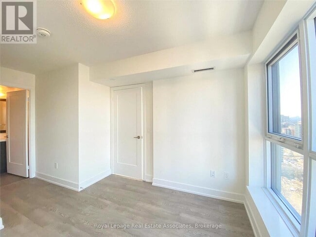 Building Photo - 9-1519 Mabelle Ave