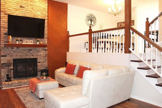 Foto del edificio - 6441 Cedar Bend Ct