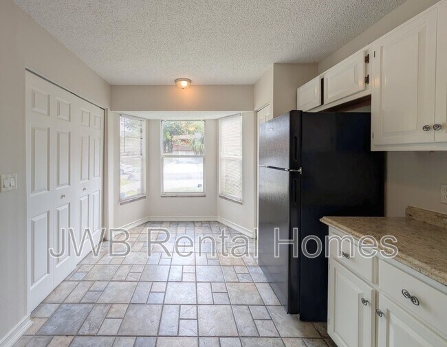 Building Photo - 4514 Melissa Ct W