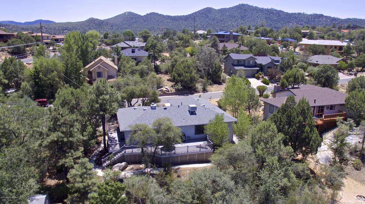 Primary Photo - 1444 Vista Rd