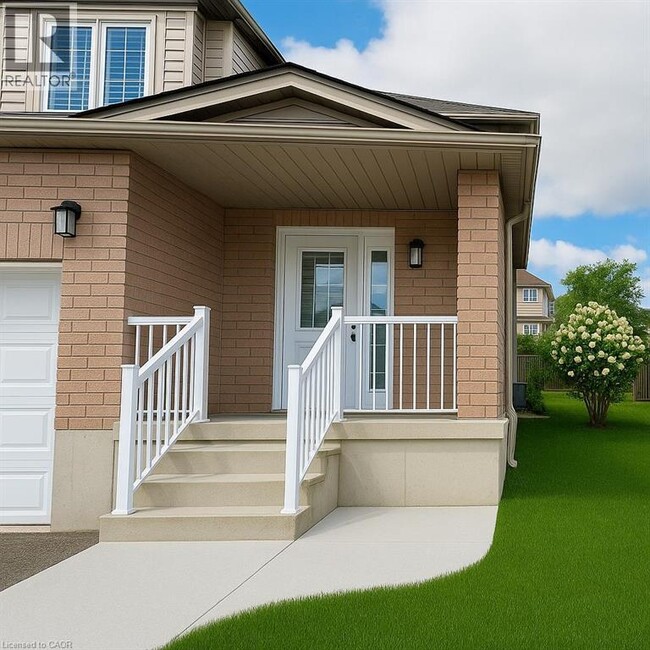 Building Photo - 240 Purple Sage Crescent