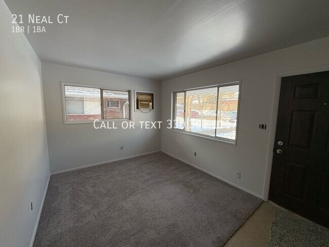Foto del edificio - 21 Neal Ct