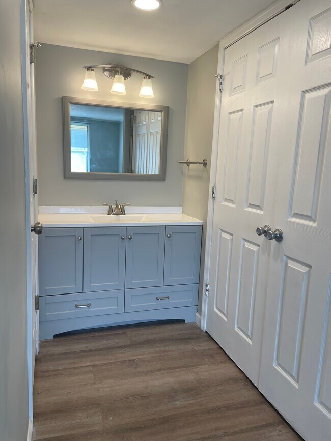 Building Photo - 9554 Olde Woods Dr