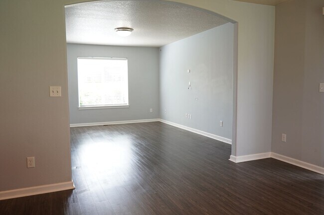 Foto del edificio - 4316 NE 58th Cir