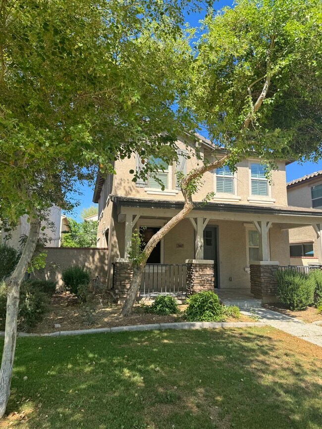 Building Photo - 3 BEDROOM IN VERRADO IN BUCKEYE