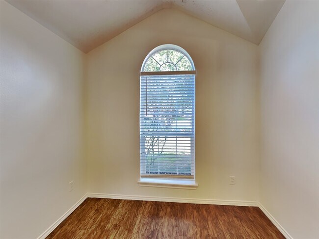 Foto del edificio - 18413 Sunrise Oaks Ct