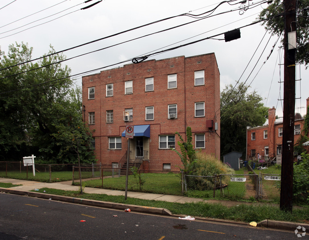 Foto principal - 1941 Naylor Rd SE