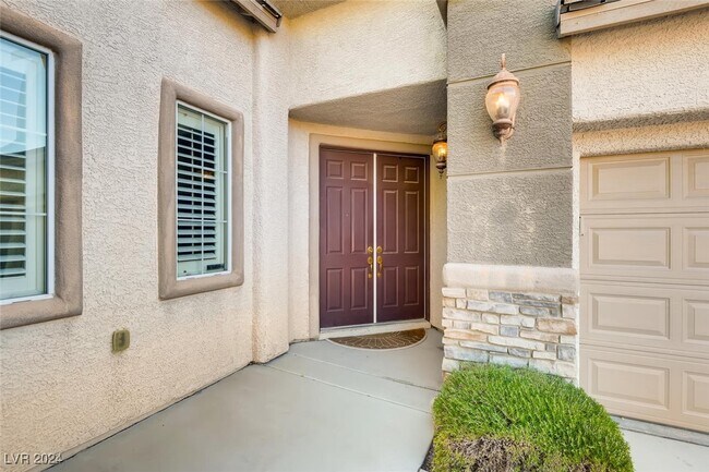 Building Photo - 11797 Golden Moments Ave