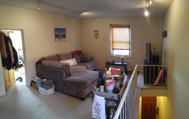 Building Photo - 5422 Comet Way