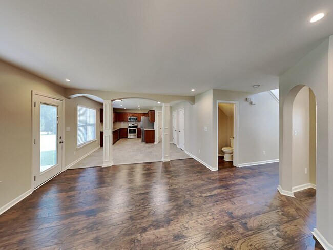Building Photo - 2903 Tindle Hill Ln