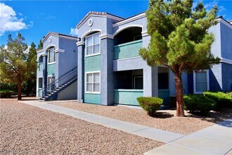 Building Photo - 6955 N Durango Dr