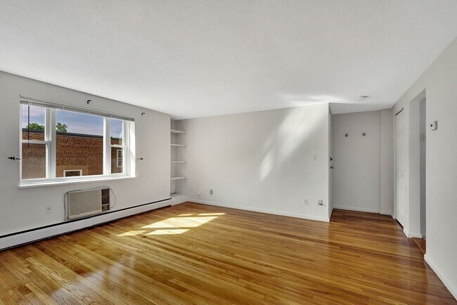 Foto del edificio - 43 Colborne Rd