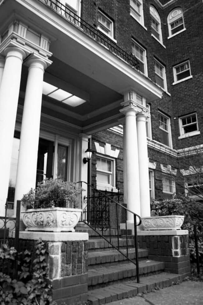 Building Photo - Sherwood Apts - Studio