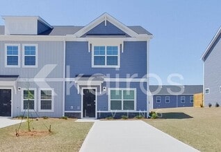 Building Photo - 2431 Banyan Cir