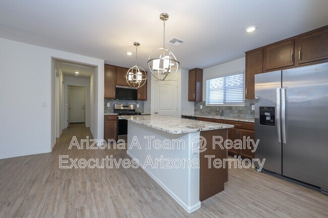 Building Photo - 4639 S Brandywine Dr