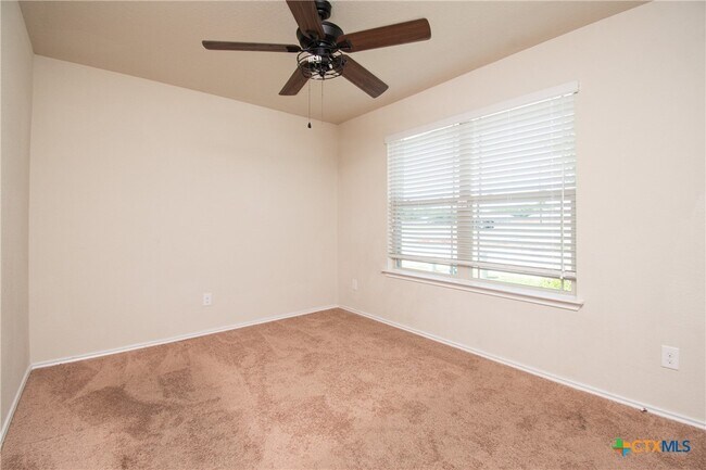 Building Photo - 1707 Gigante Dr