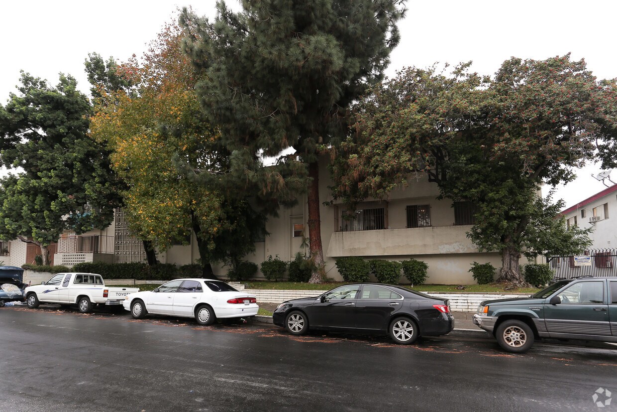 Foto del edificio - 4027 Ursula Ave