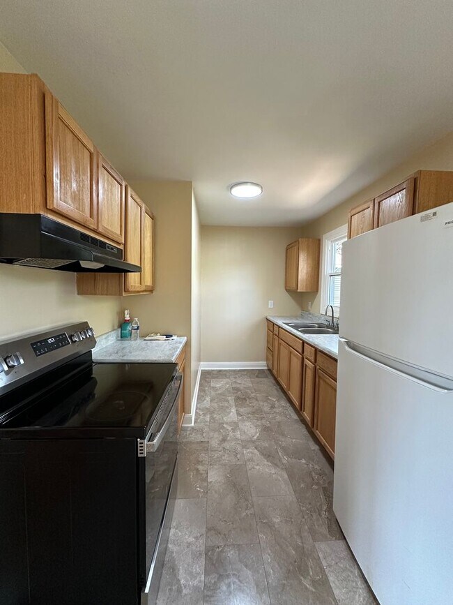 Foto del edificio - Renovated 3 Bed 1 Bath House