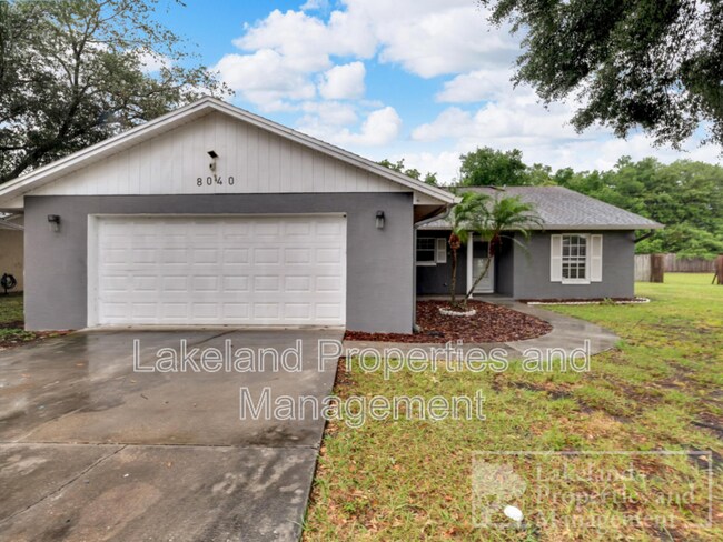Building Photo - 8040 Glenridge Loop W