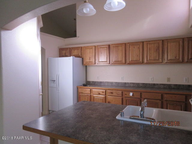 Building Photo - 143 N McCormick St