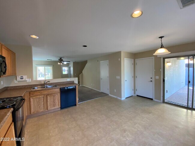Building Photo - 4925 N 108th Ave