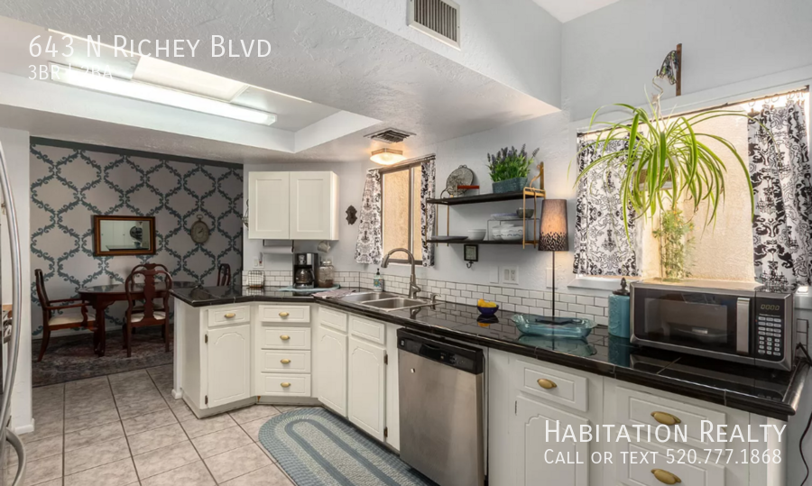 Foto principal - 643 N Richey Blvd