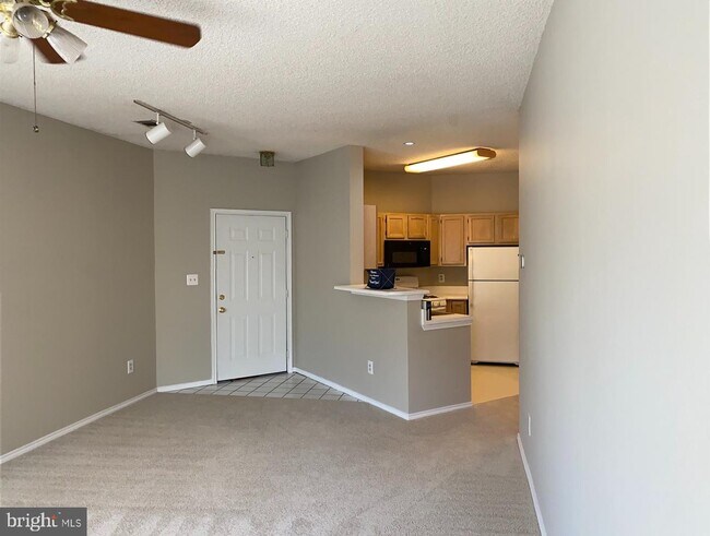 Foto del edificio - 13081 Autumn Woods Way