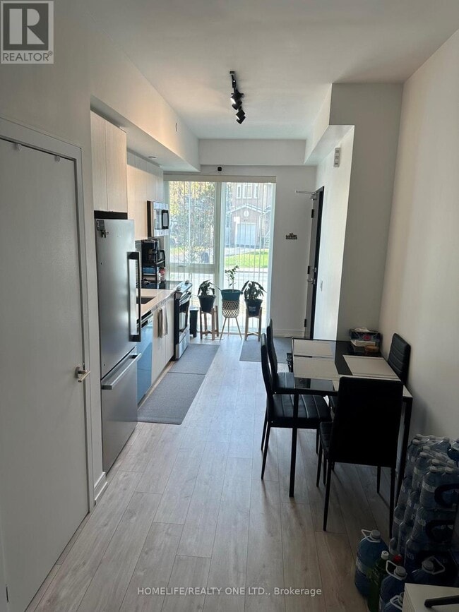 Building Photo - 168 Clonmore Dr