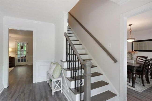 Building Photo - 2505 Chestnut Springs Trail