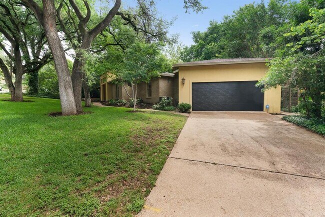 Foto del edificio - 1815 Rockmoor Ave