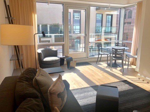 luxe condo w/private deck - 733 Front St