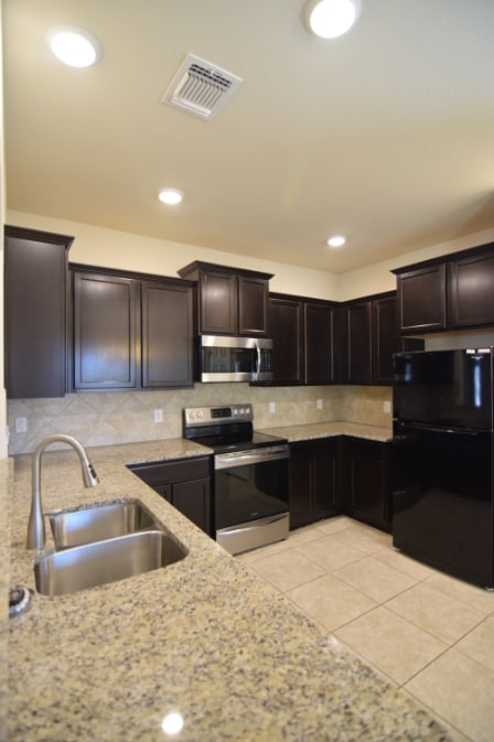 Building Photo - 1304 Stonewall Ridge